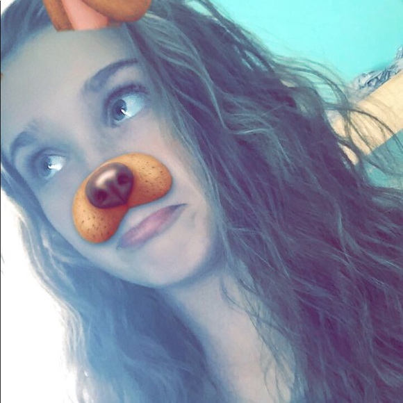 Meet your Posher, Kati - Picture 2 of 3